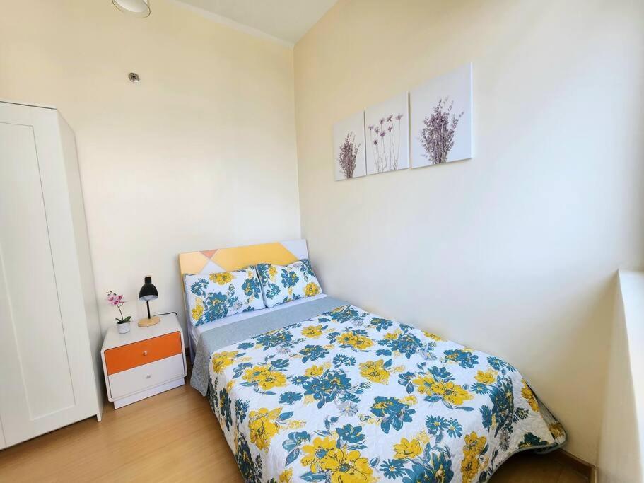 Bgc Fresh & Cozy Studio Near Burgos Circle With Fast Internet Connection 마닐라 외부 사진